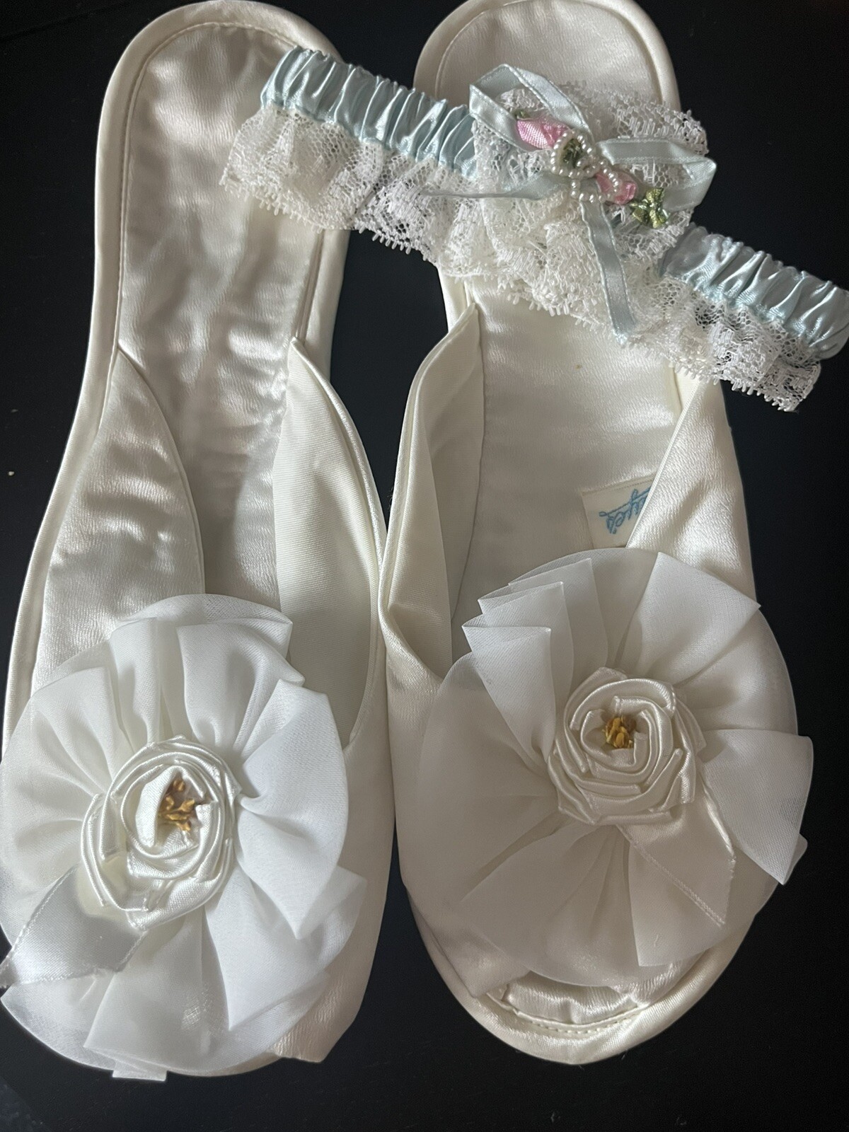 Vintage Bridal Slippers & Lace Garter , New , Mayde  Size 8.5-9