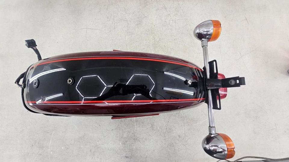 Harley Davidson Sportster 2000 guardabarros trasero luz de freno barra de señal de giro Foto 3 de 4