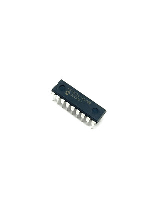 10x Microchip PIC16C54HS/P 8-Bit Microcontroller 20MHz 512x12 Bit PROM DIP-18 IC