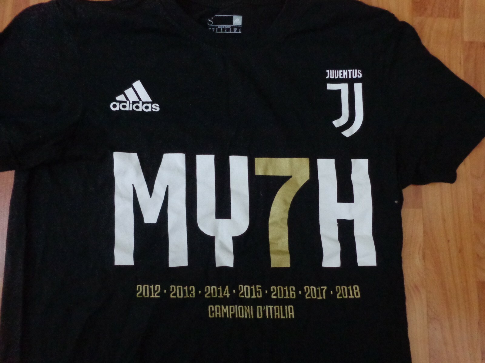 MAGLIA CALCIO UOMO SMALL CLASSIC JUVENTUS FC 7 SERIE A TITOLI DI FILA ADIDAS