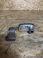 Samsung Digimax V700 Digital Camera with SBC-L3 Battery Charger