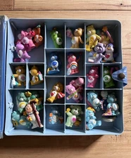 Kenner Care Bears Case And Miniature Care Bears 1980’s Vintage Lot