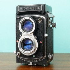 RICOHFLEX NEW DIA Twin-Lens Reflex 120 Film Camera 6x6 Square Used From Japan