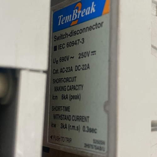 Terasaki TemBreak S250-SN 3 pole 250A FC AC690V Circuit Breaker MCCB - Picture 4 of 6