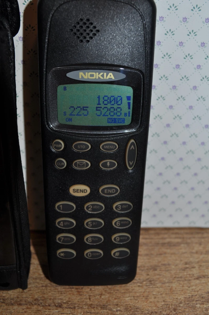 Vintage 1990'S NOKIA MODEL 100 Brick Cell Phone , Owner'S Manual.