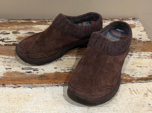 fur lined dansko clogs