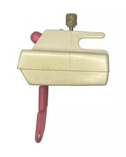 Barbie Doll Pink White Hand Held Wind-Up Mixer Beater vintage accessory works