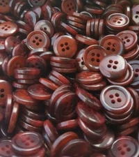 Burgundy Swirl Buttons, 4 Hole Sewing/Crafts Buttons 15mm - 24 Pieces (014)