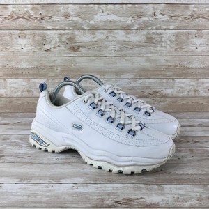 leather skechers tennis shoes