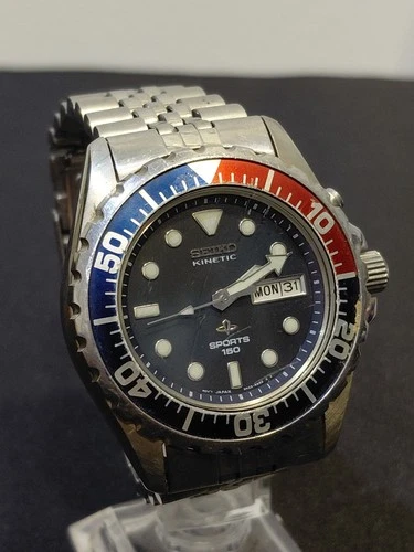 Seiko Sports 150 Kinetic 5M23-6B50 Vintage Watch