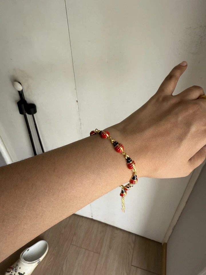 Marienkäfer Armband Gold Emaille Rot