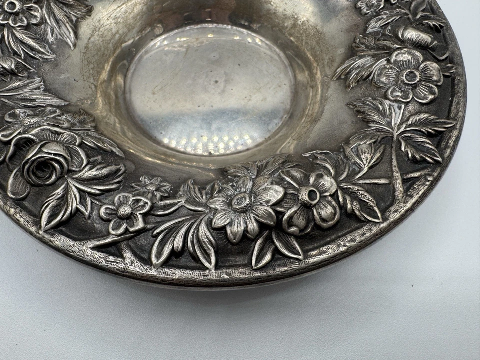 PLATA ESTERLINA FLORAL REPUJADO 6" CUENCO VINTAGE ANTIGUO KIRK & SON 13F SIN MONO Foto 3 de 4