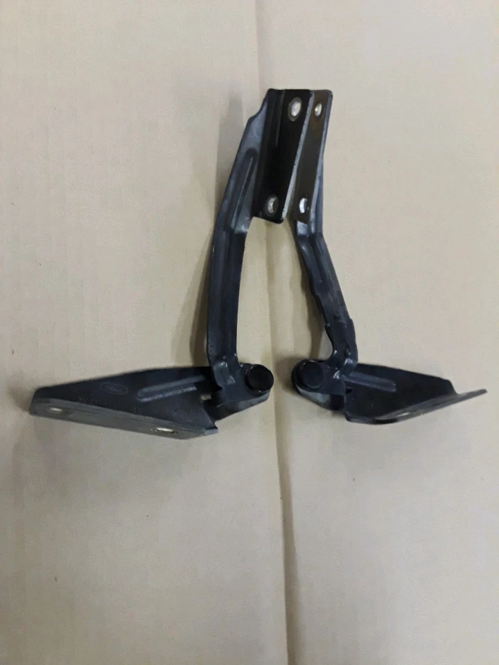 Ford Focus 2003 par de bisagras de capó K098 Foto 3 de 4