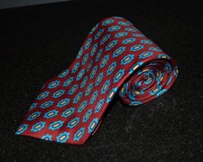 BURBERRYS of London Silk Tie Red Blue Medallion Foulard 57" 3.75" Hand Sewn