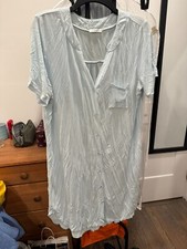 Light Blue V-Neck Button-Down Nightgown/Sleepshirt/Pajamas - med - short sleeve