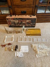 Vintage Roy Rogers Rodeo Ranch Louis Marx Playset Double R