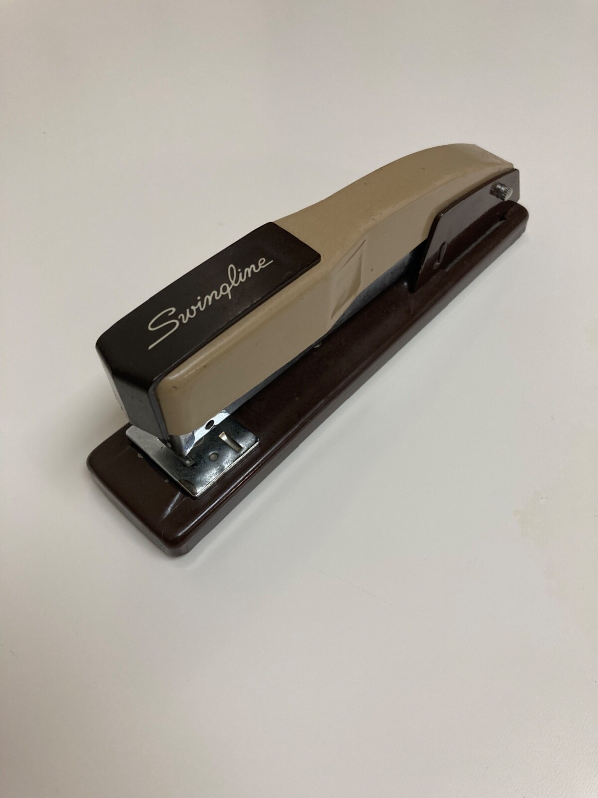 Vintage Swingline Stapler 444 Model 94-02 Metal Desktop Beige & Brown-image