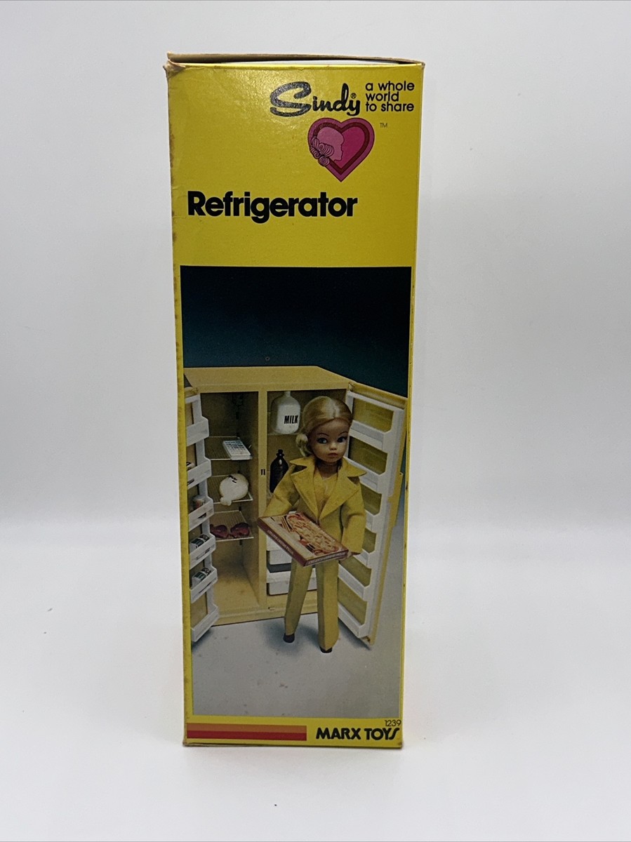 Vintage 1978 Marx Toys 1239 Sindy Kitchen Refrigerator Toy w/ Good