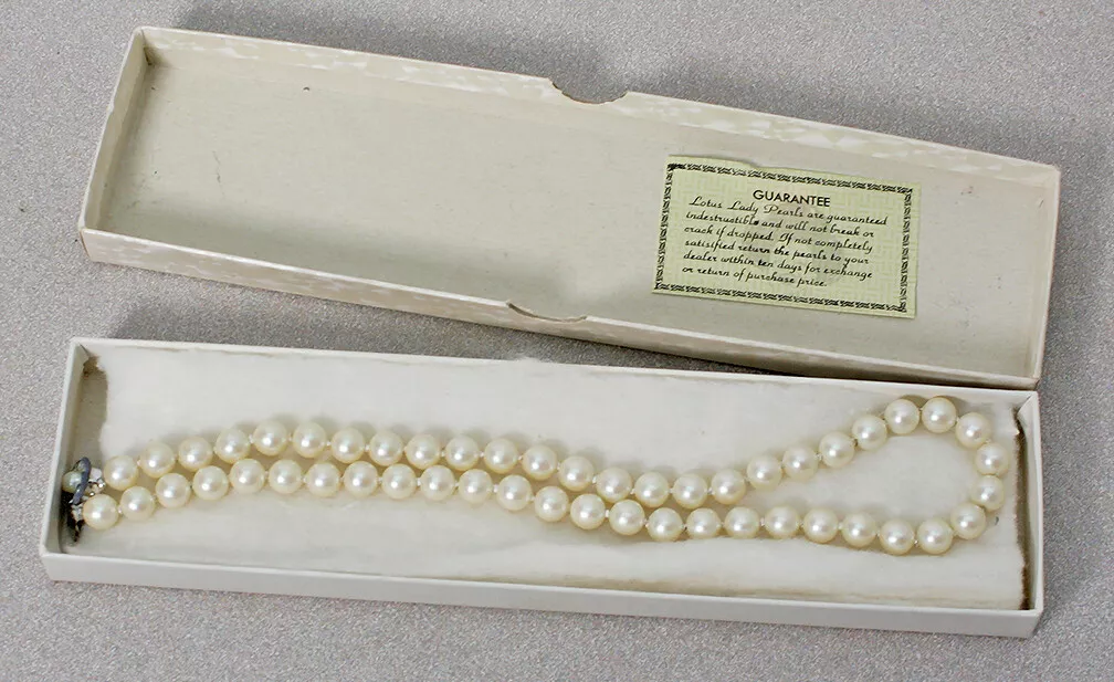 Lotus fashion shop pearls