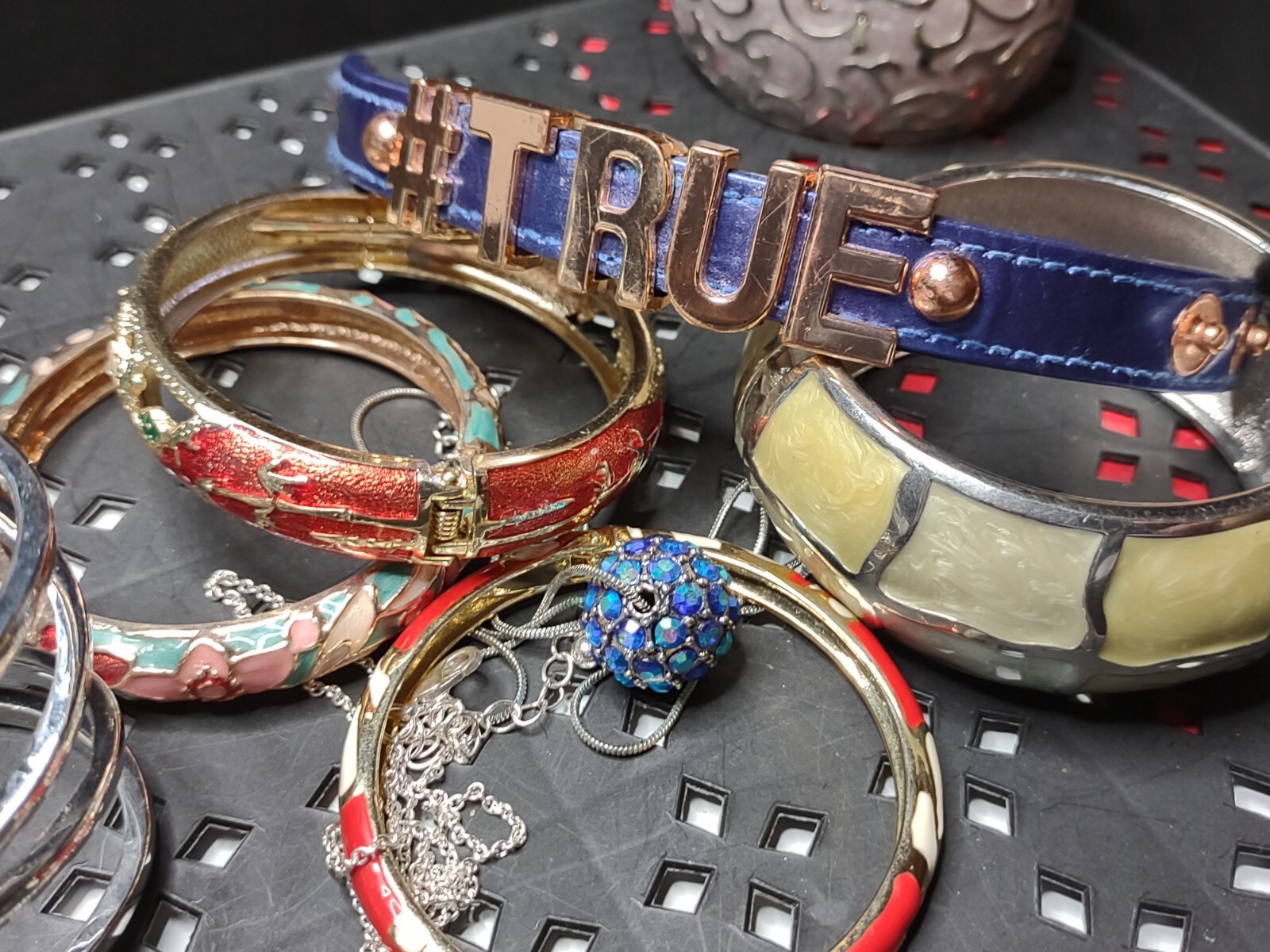 Super Awesome Variety Assorted Jewelry Lot Accessories Bundle Bulk Lot RA19