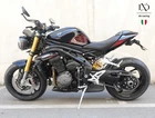 Evo x Triumph Speed Triple 1200 License Plate Holder (Original Arrow Mount and License Plate Light)