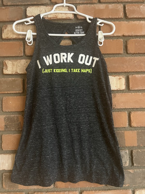 SO Perfect Active Tank Charcoal Gray Small. Peekaboo Back