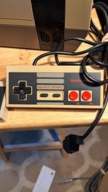 Vintage NINTENDO CONSOLE For Parts Repair Blinking Red Light Controllers NES