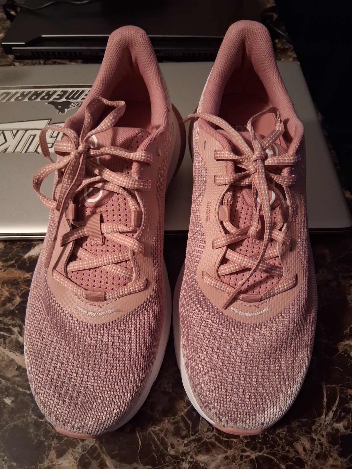 WOMENS Under Armour HOVR Turbulence 2 Pink Elixir Shoes Size 9.5 NEW WITHOUT TAG