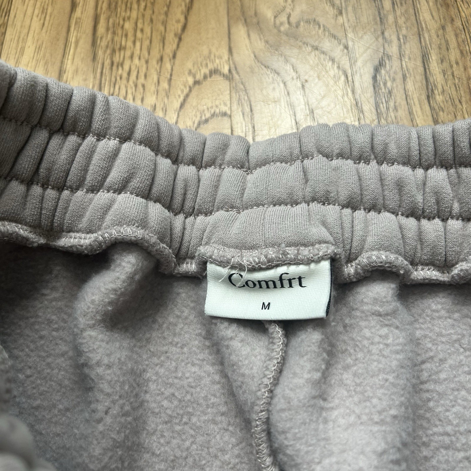 Comfrt Sweatpants Women’s M Heavyweight Tan Cuffs Comfy