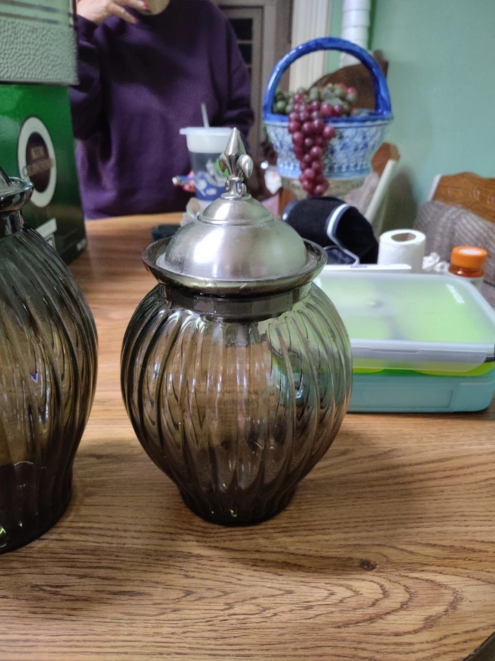 Set Of 3 Canisters, Green Glass Canisters, Metal Lids, - Image 3 of 4