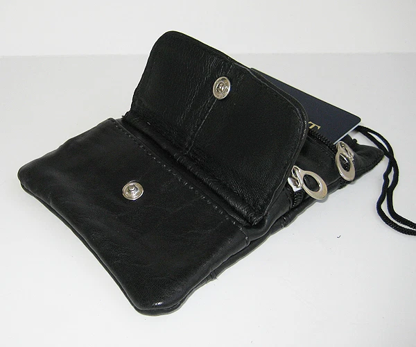 Funda De Cuero Rojo Para Pasaporte Con Cuerda De Viaje - Imagen 4 de 4