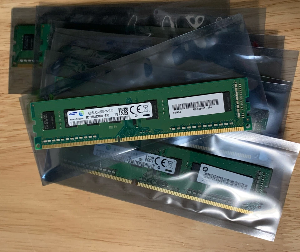 Lot Of 8 Samsung 4GB DDR3-1600 DIMM M378B5273CH0-CK0 M378B5273DH0-CK0. #A109 - Image 2 of 2
