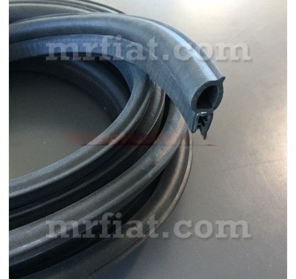 Ferrari 400 GT 400 i Trunk Seal New