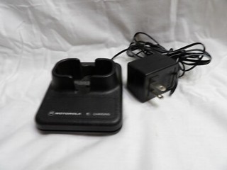 Motorola HTN8371A Charger and Power Supply