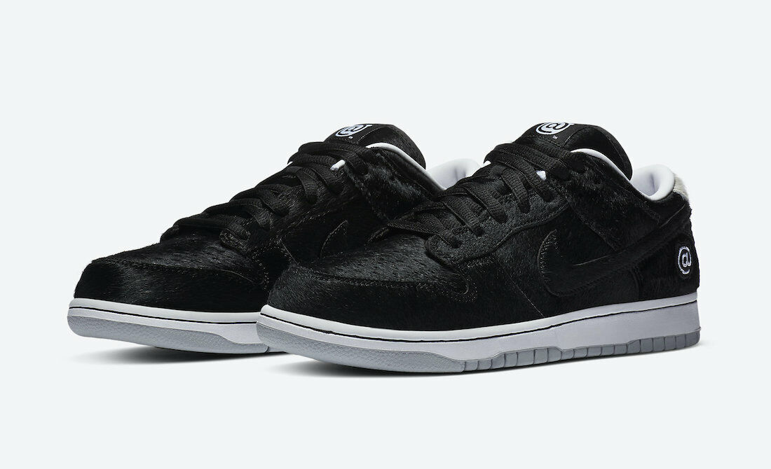 Nike SB Dunk Low OG QS Medicom Toy BE@RBRICK CZ5127-001