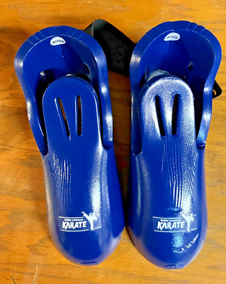 Tiger Claw Blue Foam Sparring Gear Kicks size AD09