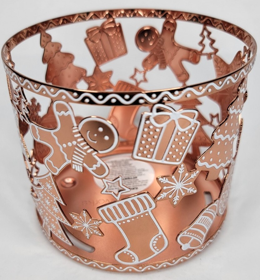 BATH & BODY WORKS GINGERBREAD ORNAMENTS HOLIDAY LARGE 3 WICK CANDLE