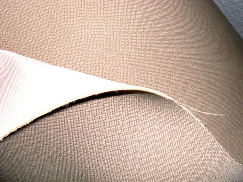 AUTOSTOFF HIMMELSTOFF Breite 153cm. Farbe Beige MIT Schaumstoff LICHTECHT - Picture 3 of 3