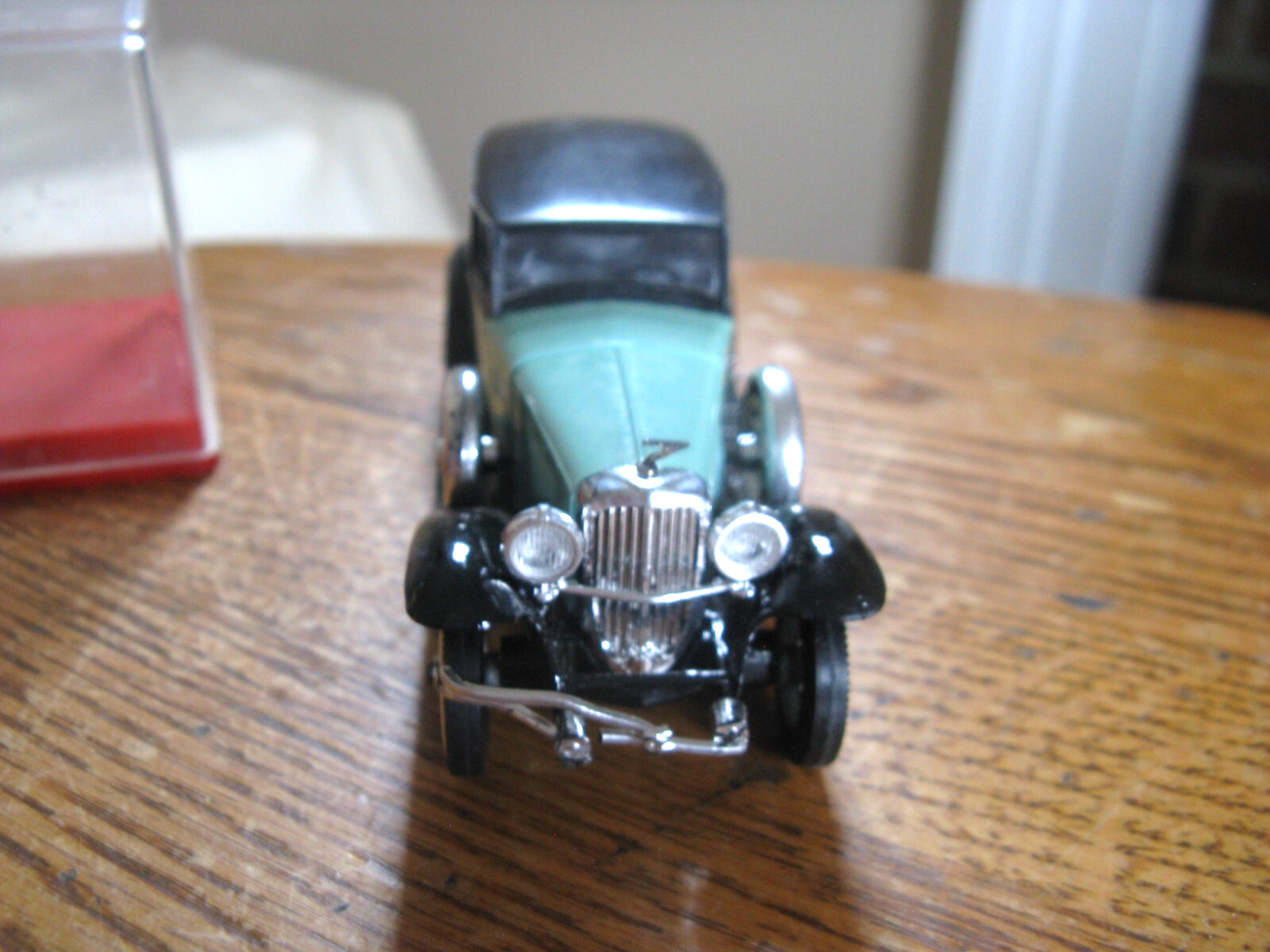 Picture 3 of 11