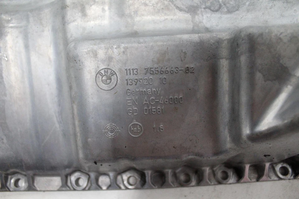 Cacerola de aceite BMW 740I 11 12 13 14 15 Foto 4 de 4