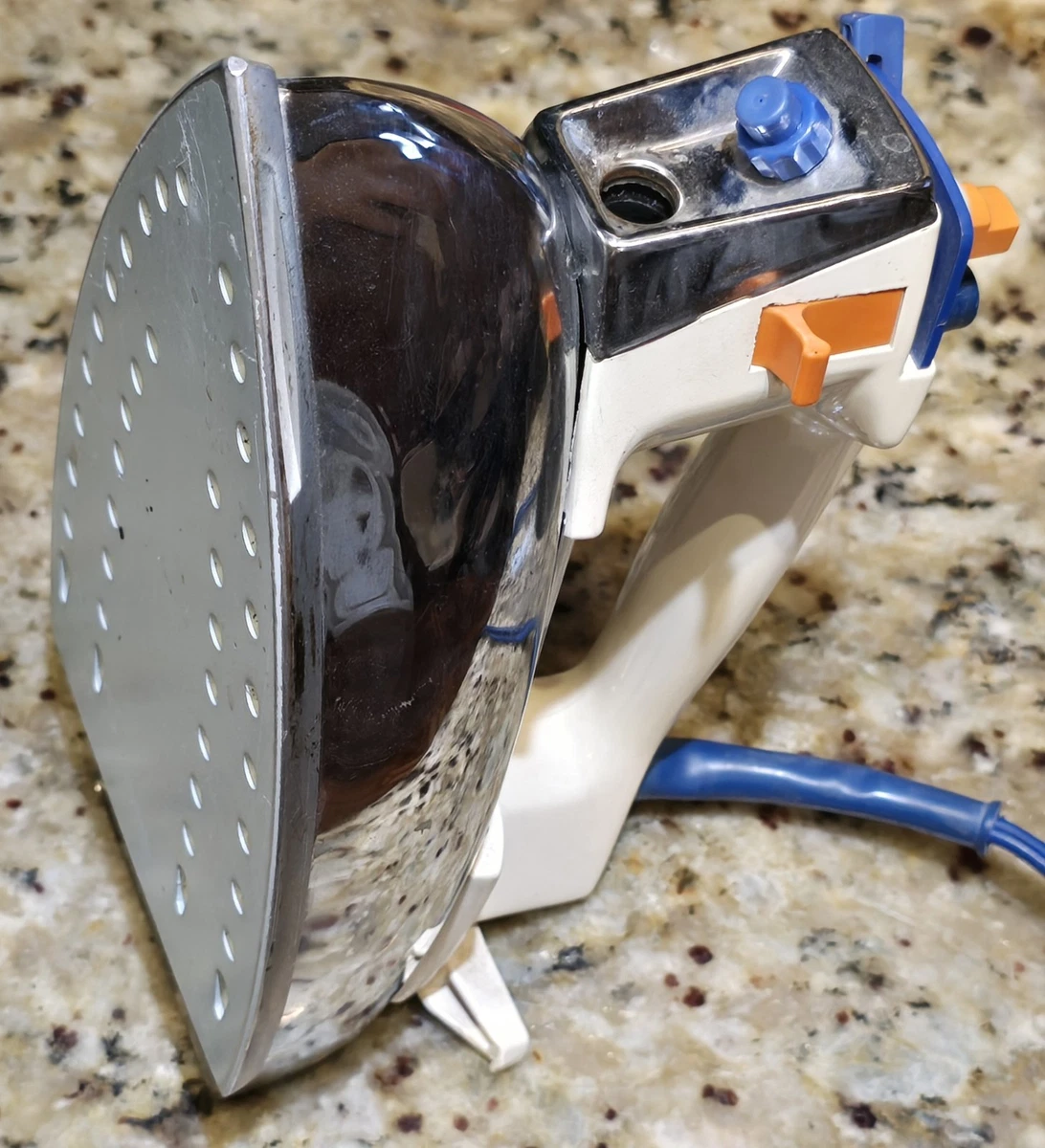 衣類ケア家電 GE Steam and Dry Iron Vintage GE General Electric STEAM TRAVEL IRON with Box & Manual