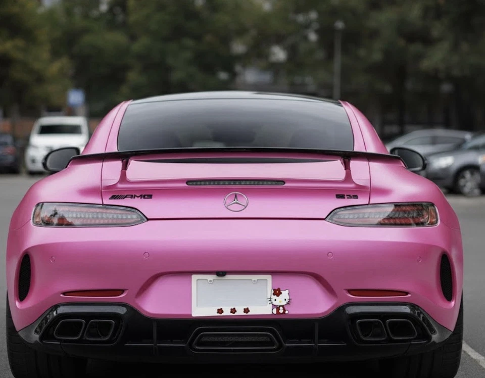 Custom Hello Kitty License Plate Frame – Cute 3D Car Plate Frame - Imagem 3 de 3