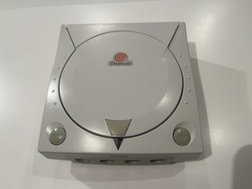 Sega Dreamcast Console Bundle 2 Controllers, 2x VMU, 1x Game Lot WORKS! NR Mint!