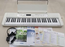 CASIO LK-526 61-Key Lighted Keyboard w/ Songs, Mic Input, USB - Japan 202
