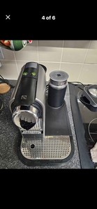Krups XN7101 Nespresso Pod Kaffeemaschine mit Milchaufschäumer ��