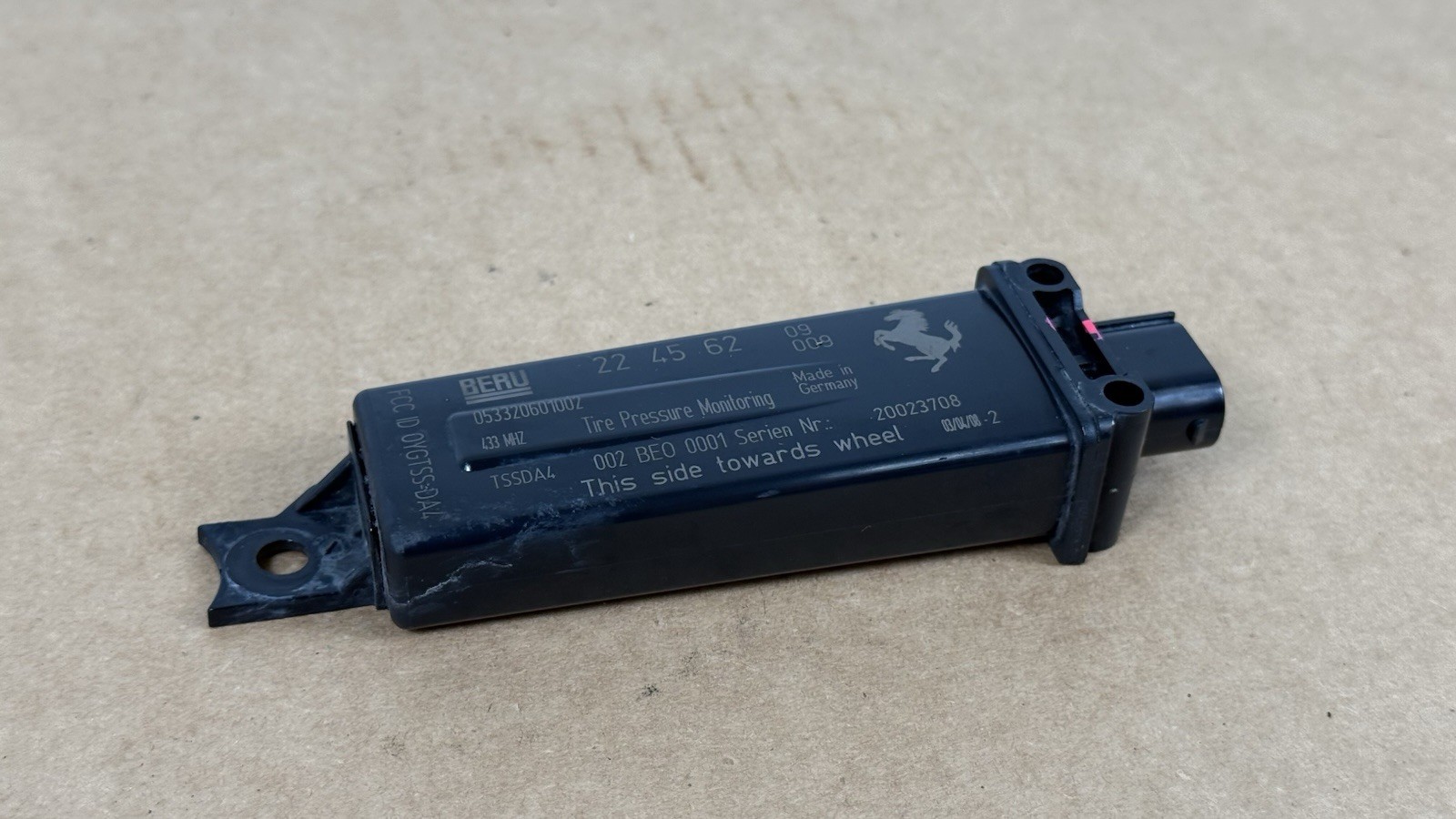 Maserati Quattroporte M139 Tire Pressure Monitor Sensor 224562 OEM TPMS 05-13
