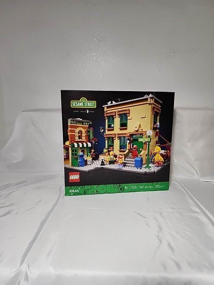 LEGO Ideas: 123 Sesame Street (21324) Retired Set 100% Authentic LEGO,JJ-B-24