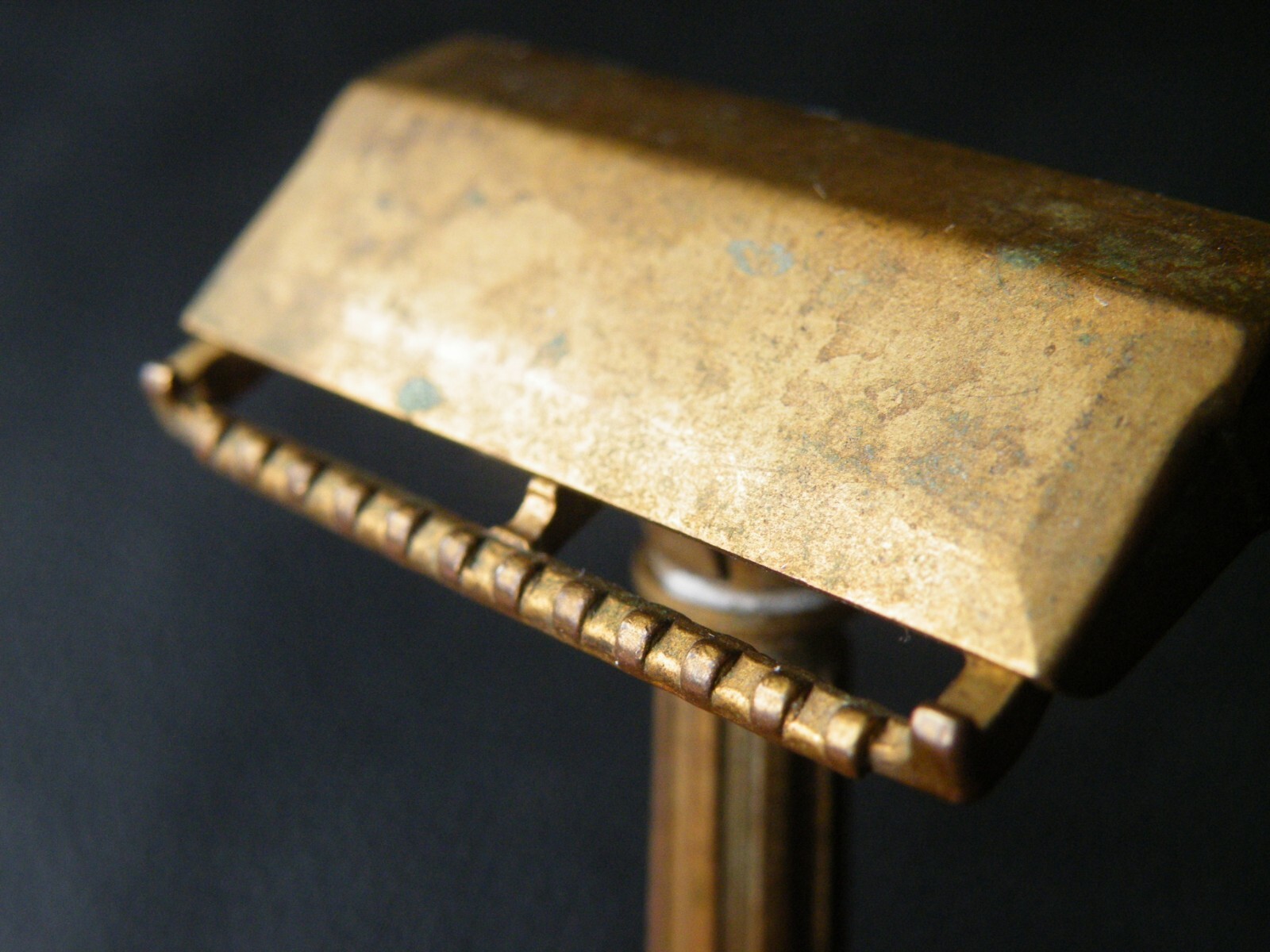 VINTAGE BRASS GEM MICROMATIC SINGLE EDGE SAFETY RAZOR    FREE SHIP
