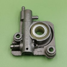 Pompa olio per Echo CS350 CS-350 CS-355T CS-360T CS2600 CS-271T CS-350TES CS-355T