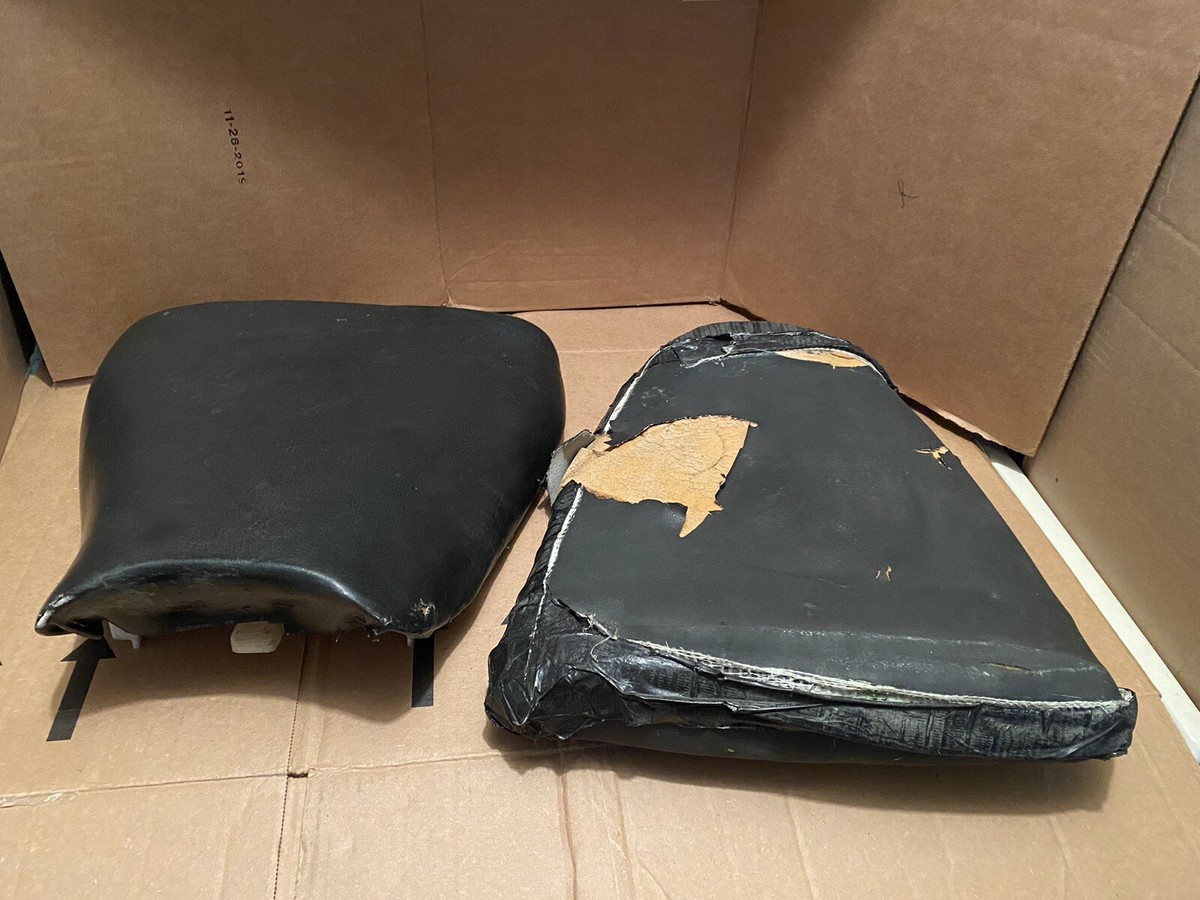 1994-1997 1996 Kawasaki Ninja ZX6R Front & Rear Seat Saddle Driver